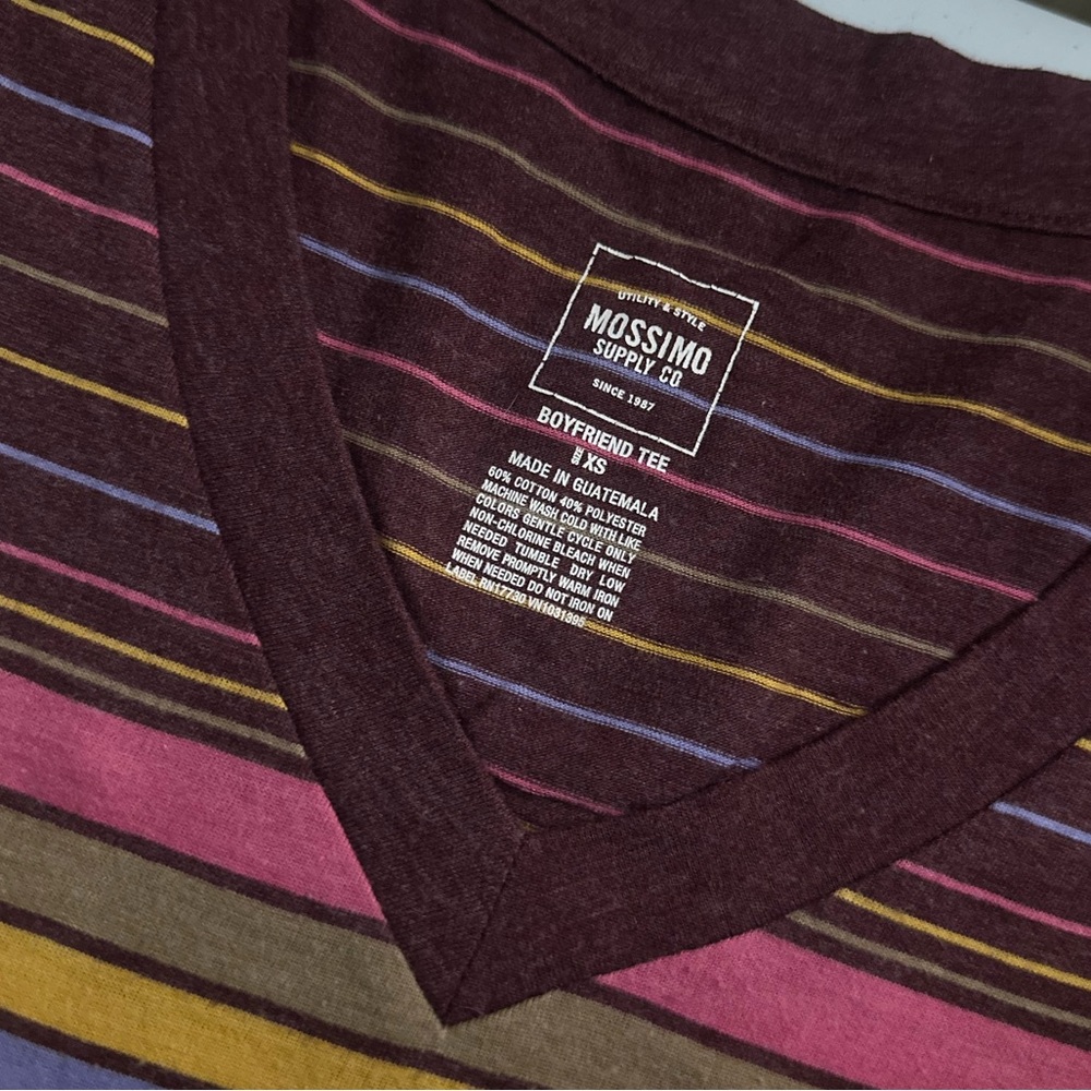 Multicolor Retro Striped V-Neck Tee - Picture 2 of 2